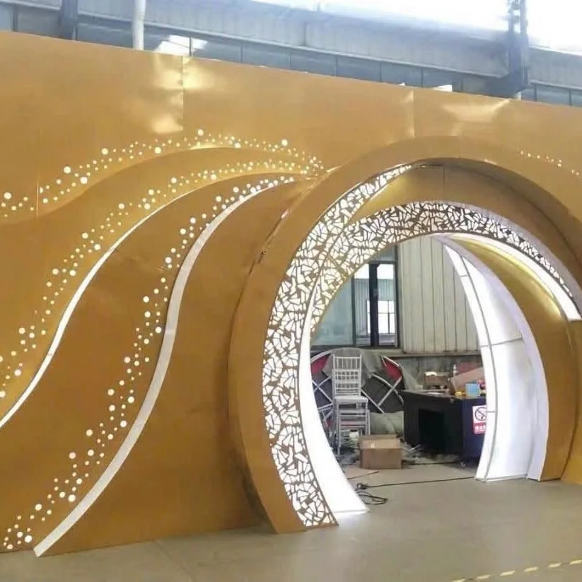 Cổng vòm khung sắt Trang Tùng Khang